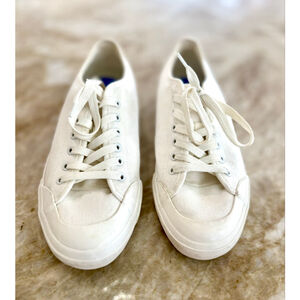 Dolce Vita White Canvas Sneakers Size 8.5 Clear